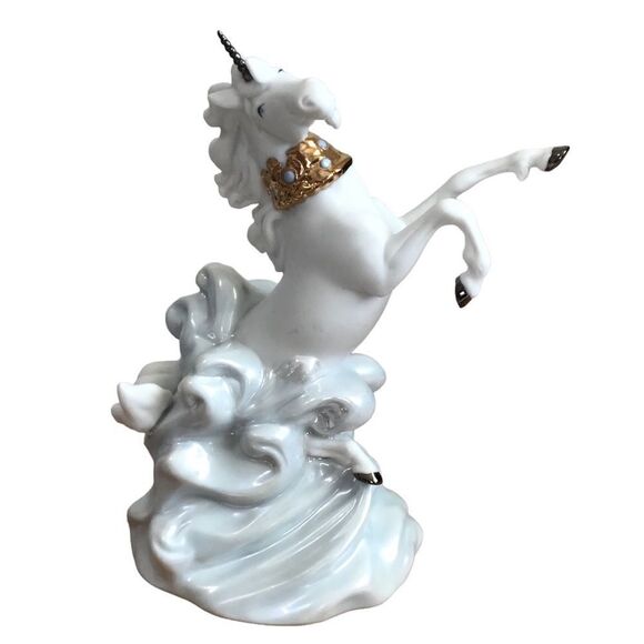 Vintage Hallmark Magical Unicorn Collection Boundless Spirit Ceramic Statue 1988 - Picture 1 of 11
